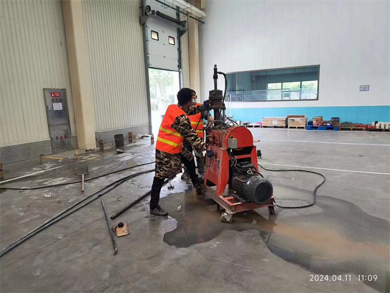 绩溪厂房地面下沉塌陷注浆加固施工